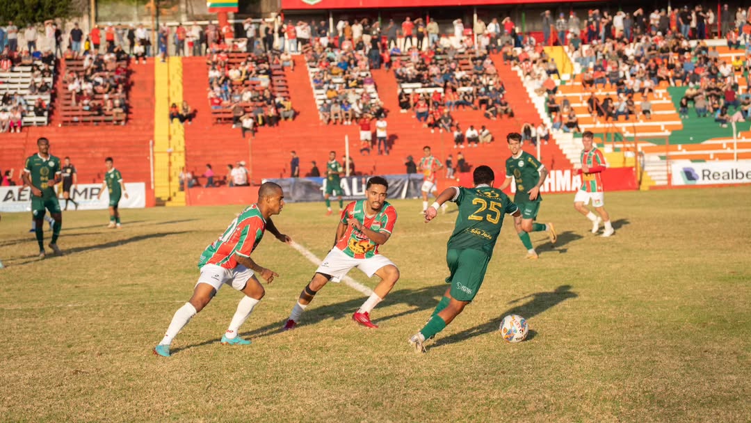Passo Fundo vence clássico com gol no fim do primeiro tempo e entra no G-8