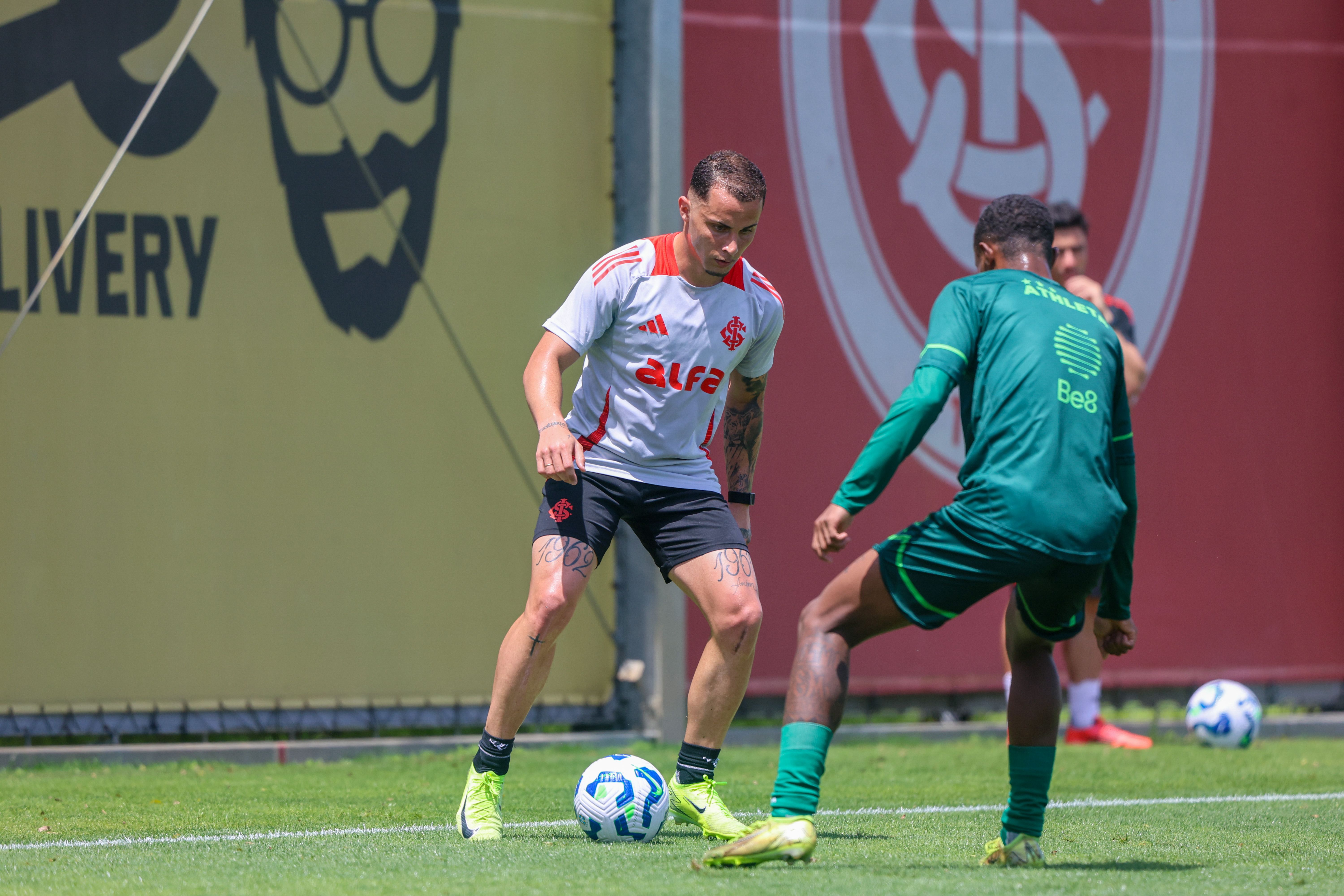 Inter vence jogo-treino contra o Gaúcho com gol de Pedro Kauã