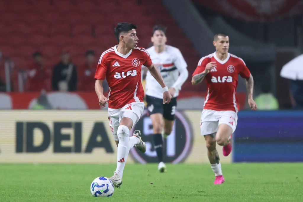 Em noite apática, Inter perde para o São Paulo e aumenta a pressão para a Copa do Brasil