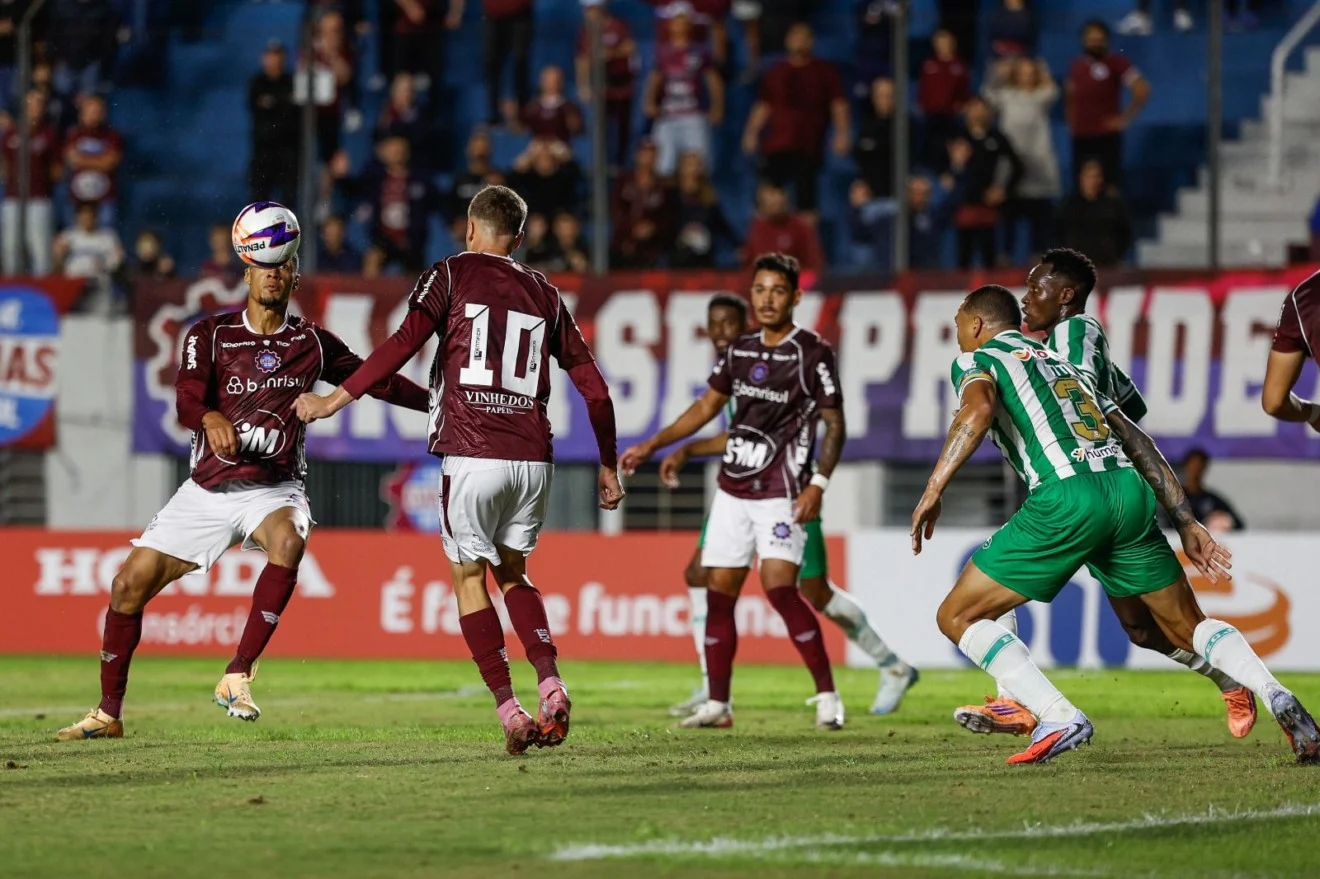 Caxias marca no início, vence o Juventude e derruba tabu de sete anos no clássico