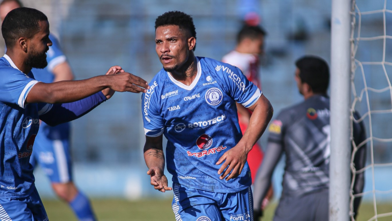 Caiu o último invicto: Aimoré bate Inter-SM, quebra invencibilidade e dispara na liderança da Divisão de Acesso