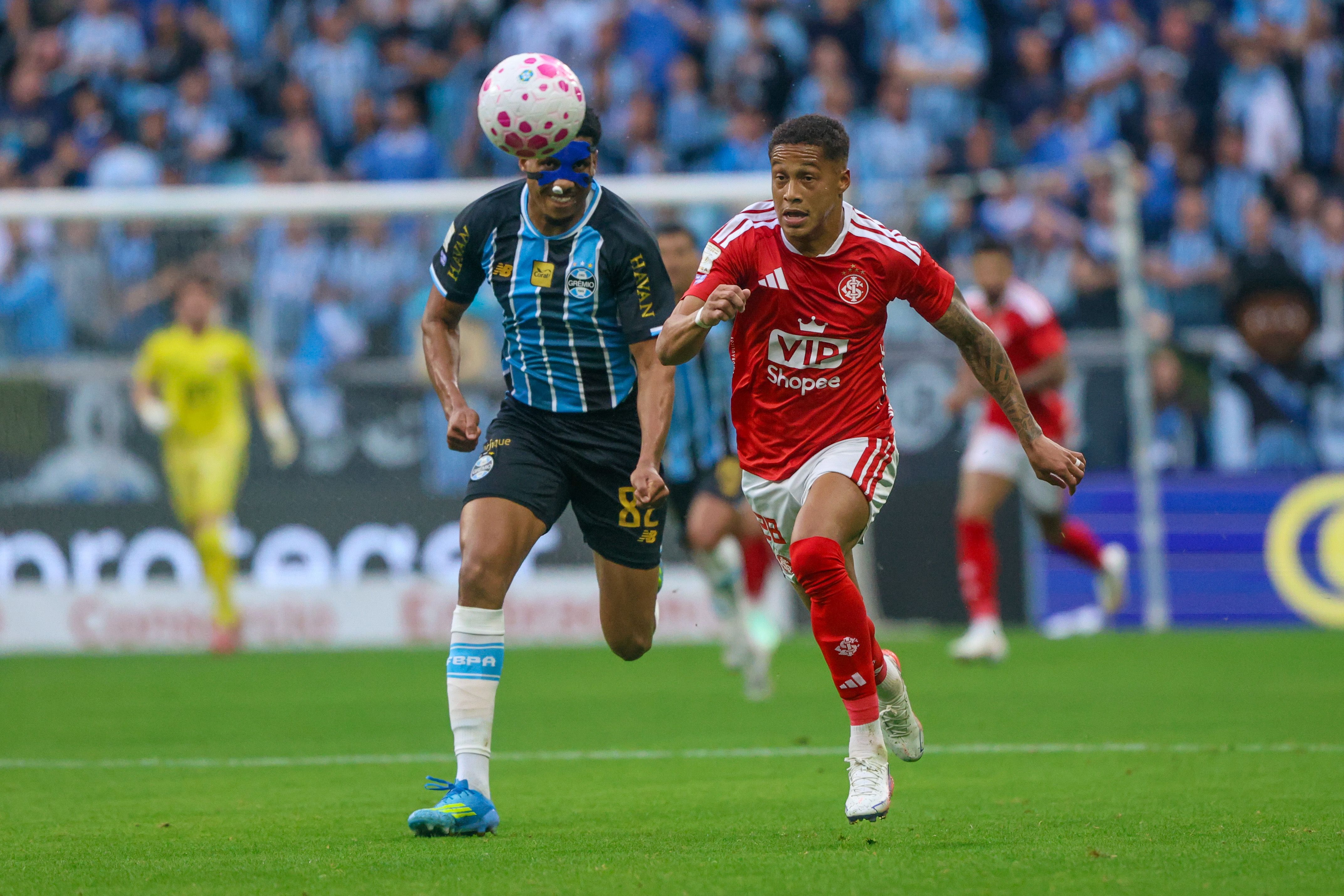 Gre-Nal 455 termina 1 a 1 na Arena: Wallace salva o Grêmio, Inter lamenta e pênalti em Caito gera polêmica