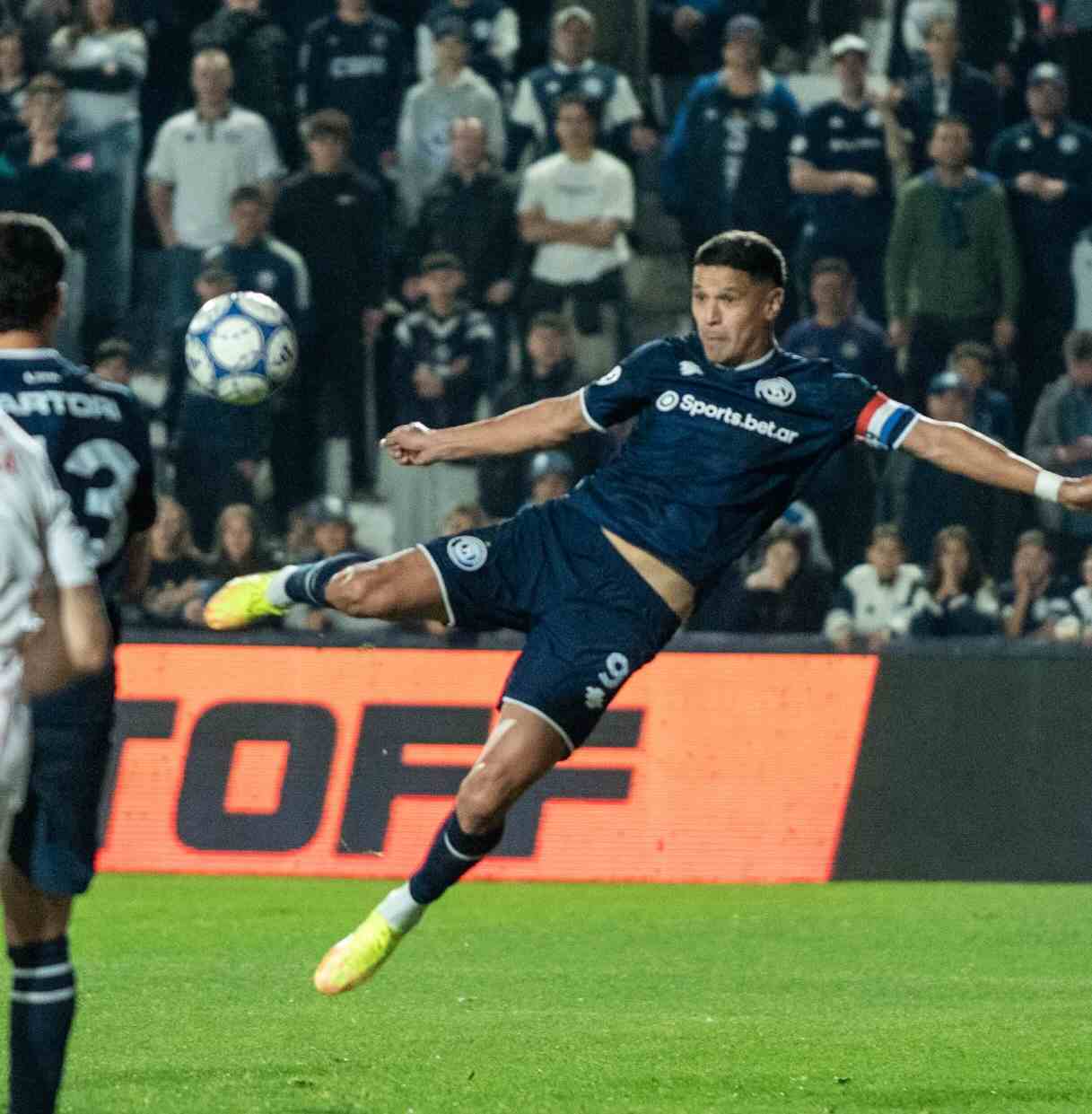 Inter insiste em Alex Arce, mas Independiente Rivadavia recusa primeira oferta e pede US$ 4 milhões